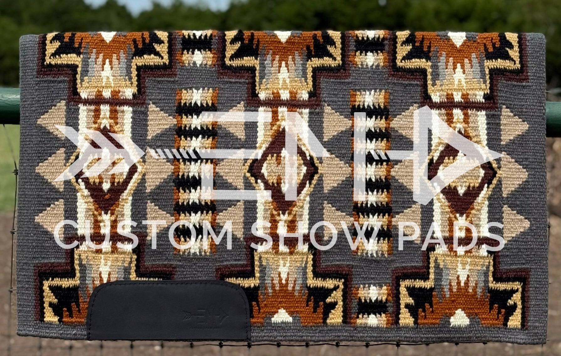 Going Incognito – EM Custom Show Pads