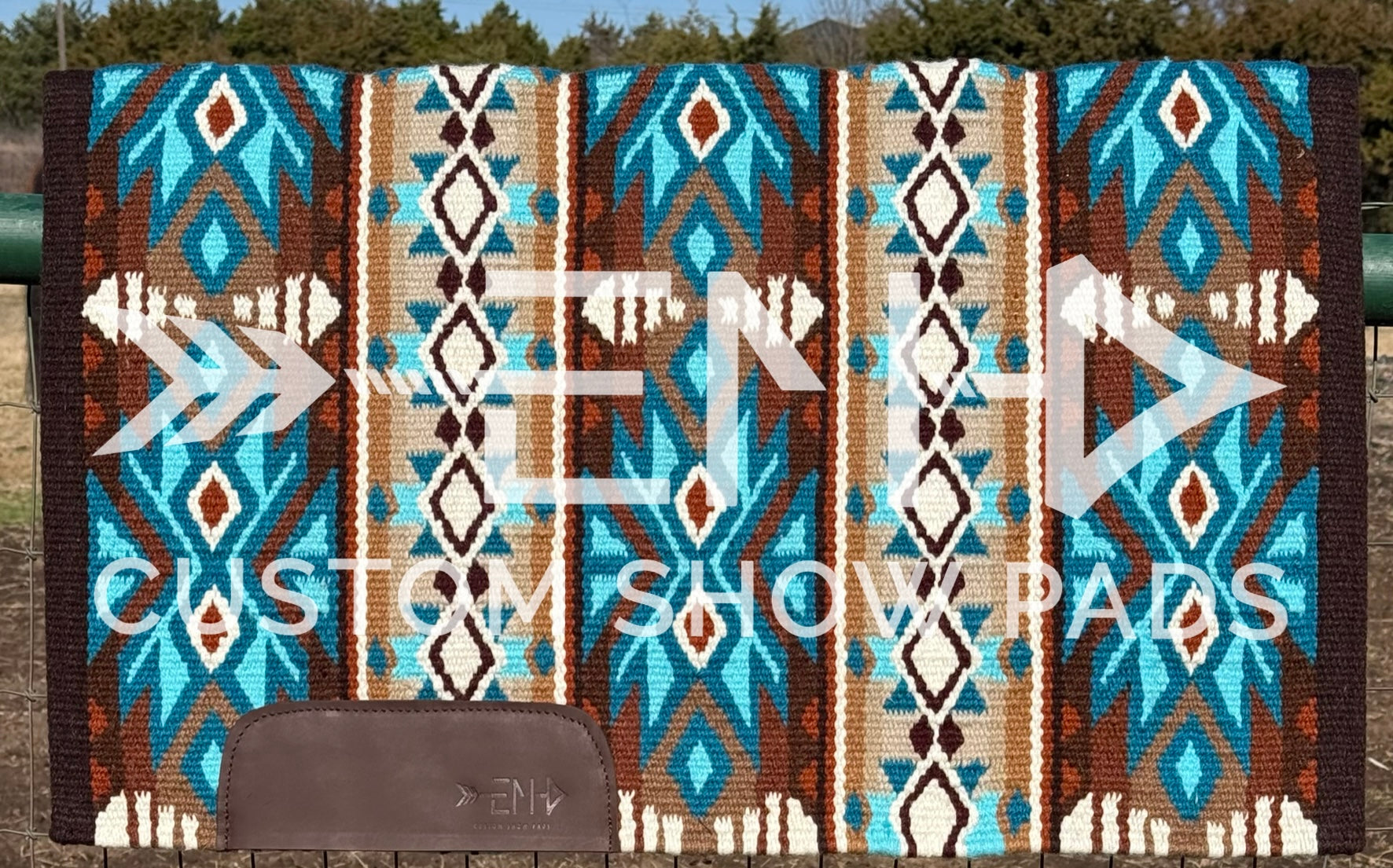 Drizzled with turquoise – EM Custom Show Pads